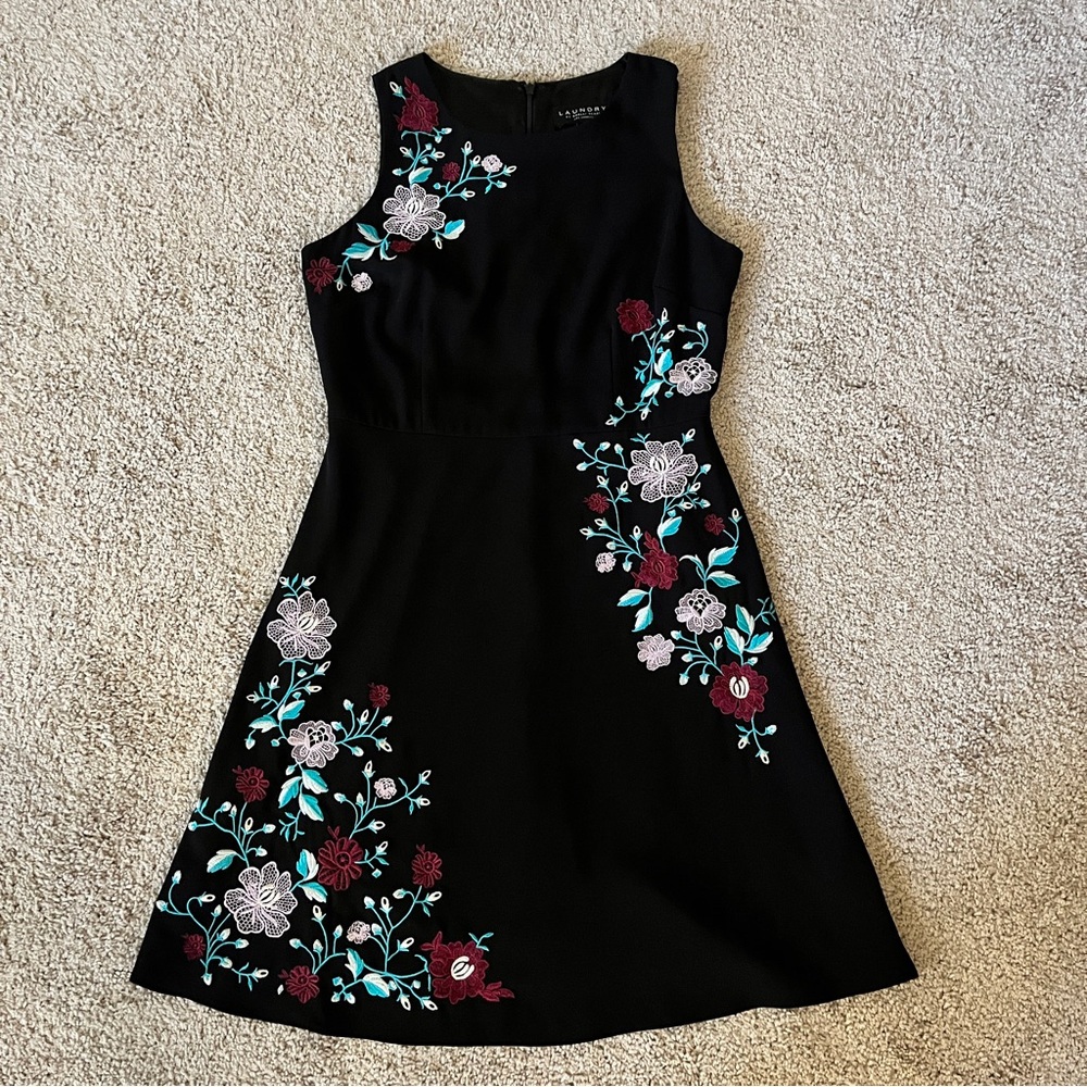 Laundry By Shelli Segal Black Dress with Floral Embroidery